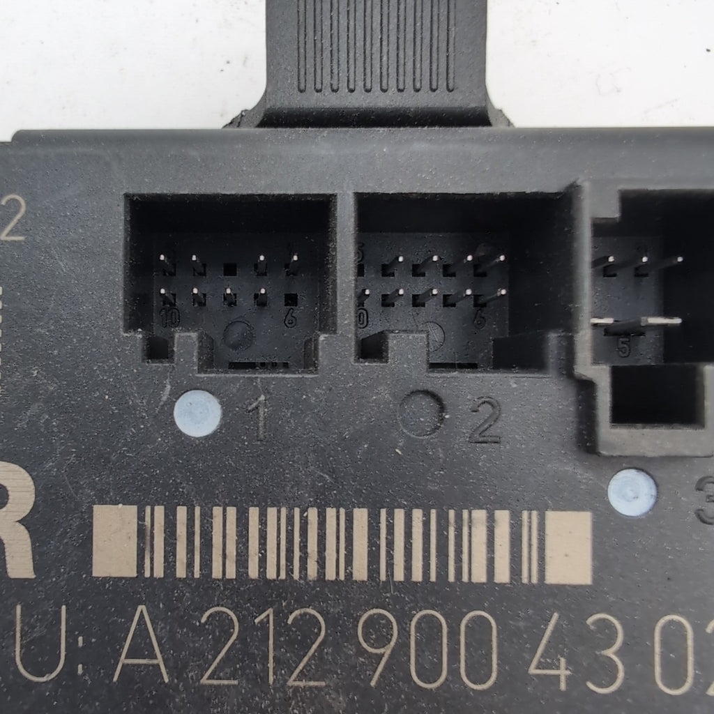 2008- 2015 Mercedes E350 C350 W212 Front Right Door Control Module A2129004302