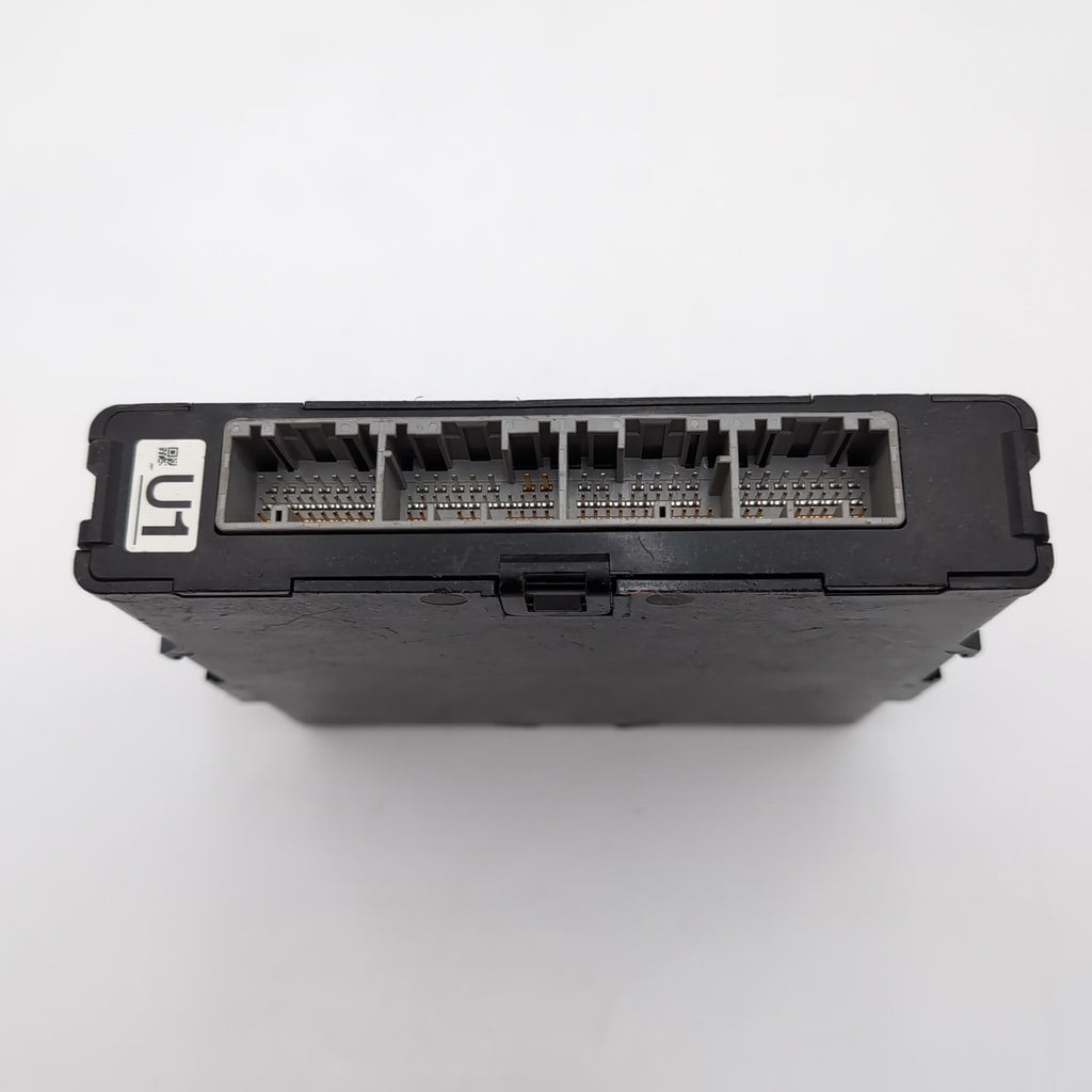 2011 11 2012 12 Lexus CT200H BODY CONTROL MODULE COMPUTER 8968176011