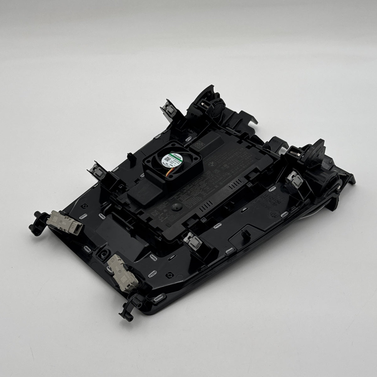 2022 - 2026 BMW X1 X2 Front Wireless Phone Charing Pad Tray 5A22F51 5B52225