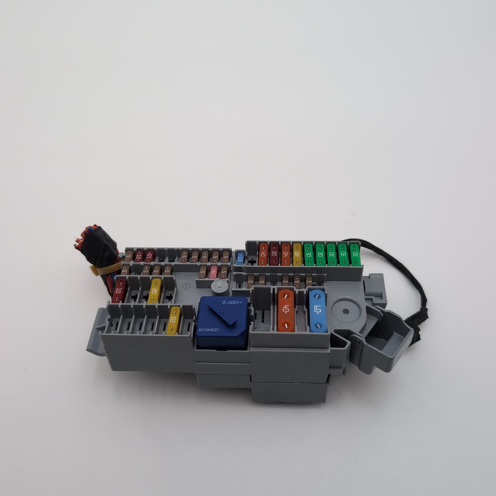 2019 - 2026 BMW X5 X6 X7 XM G20 G26 G42 G87 M3 Front Power Distribution Fuse Box