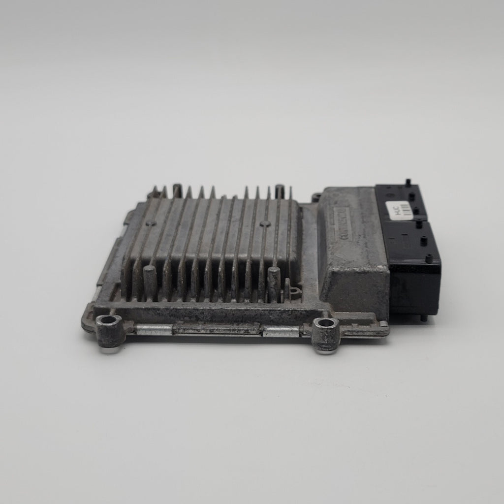 2013 2014 Kia Soul Engine Control Unit Module ECU 391022EAK3 OEM