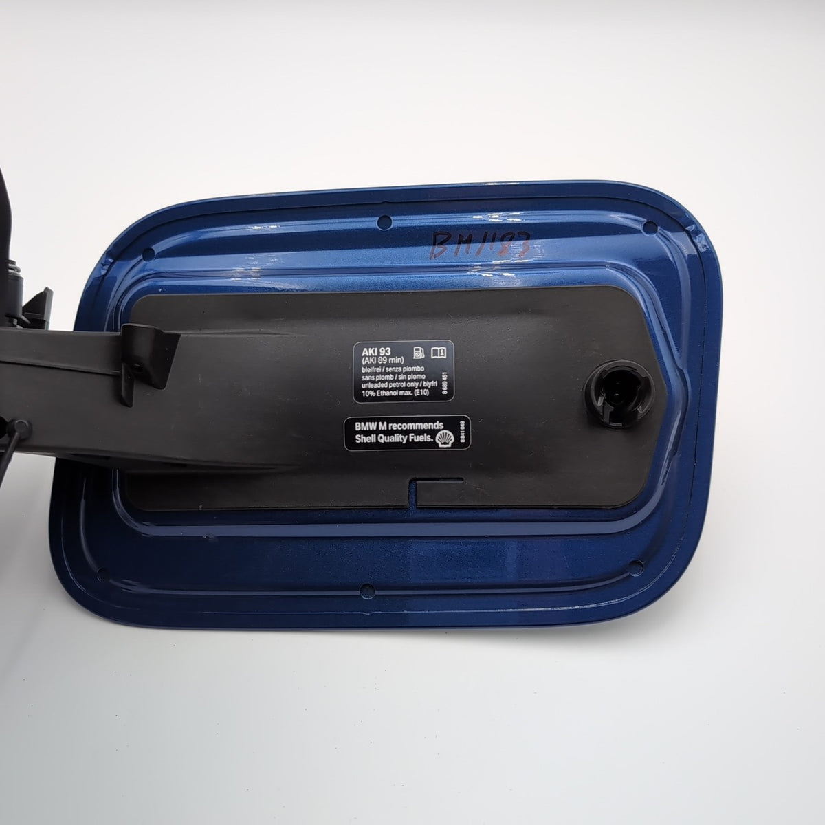 2023 2024 BMW X1 U11 M35i FUEL TANK DOOR LID & FILLER POCKET W/ GAS CAP