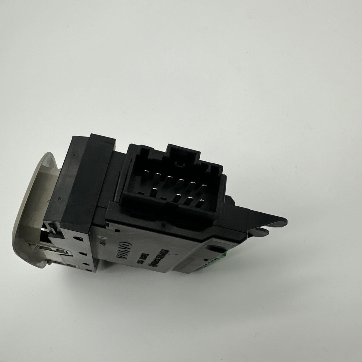 Volvo S60 V70 XC70 Front Right Power Window Lock Door Switch 05-09 OEM 30746075