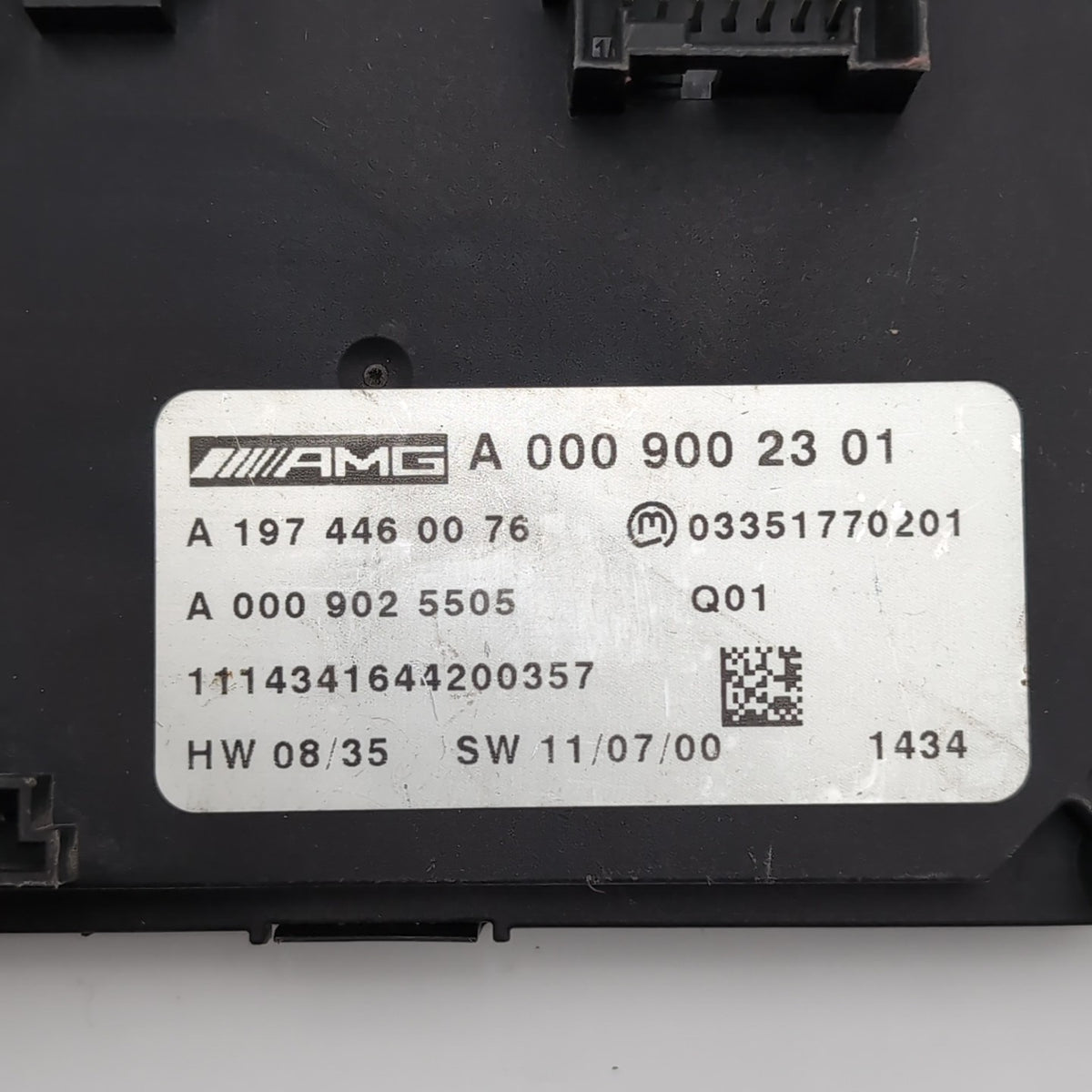 Mercedes W204 W212 W218 E63 C63 Front Drive Control Module Unit A0009002301
