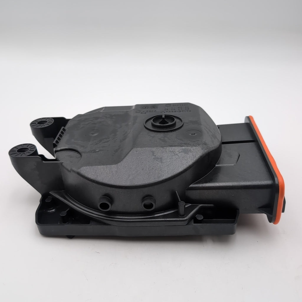 2023 2024 2025 BMW X1 U11 X2 U10 Right Central Bass Speaker ALEV1 OEM 9442224