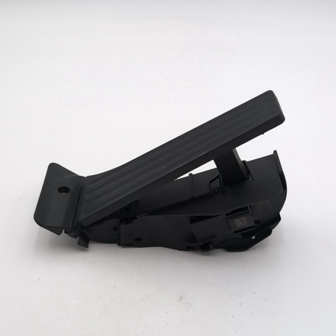 2020 - 2026 BMW 3 5 6 7 SERIES X1 X2 X3 X5 Acceleration Gas Pedal 6889822