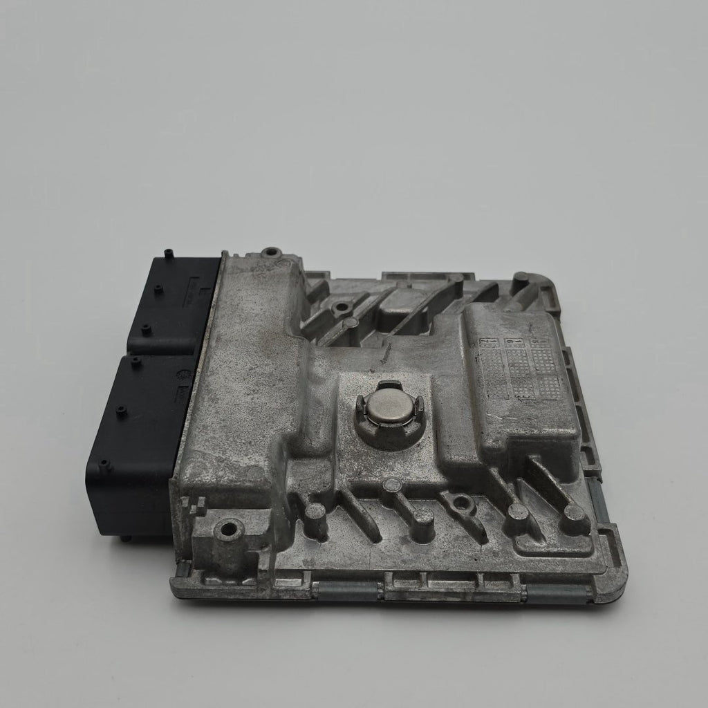 2014 2015 2016 2017 Volkswagen Passat Engine Computer Control Module 06K907425C