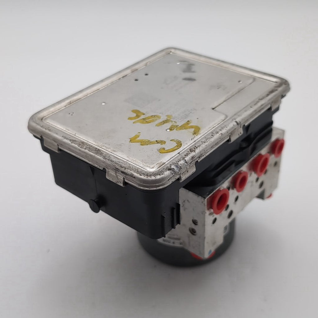 2020 2021 2022 GMC Terrain ABS Anti Lock Brake Pump 84825144