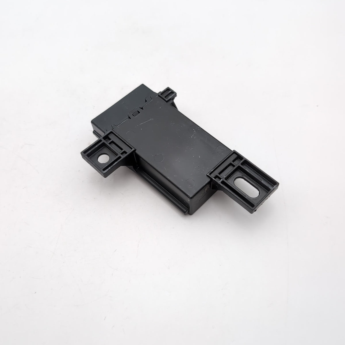 2022 2023 2024 2025 BMW i7 iX Rear Seat Control Module OEM 5A6A445