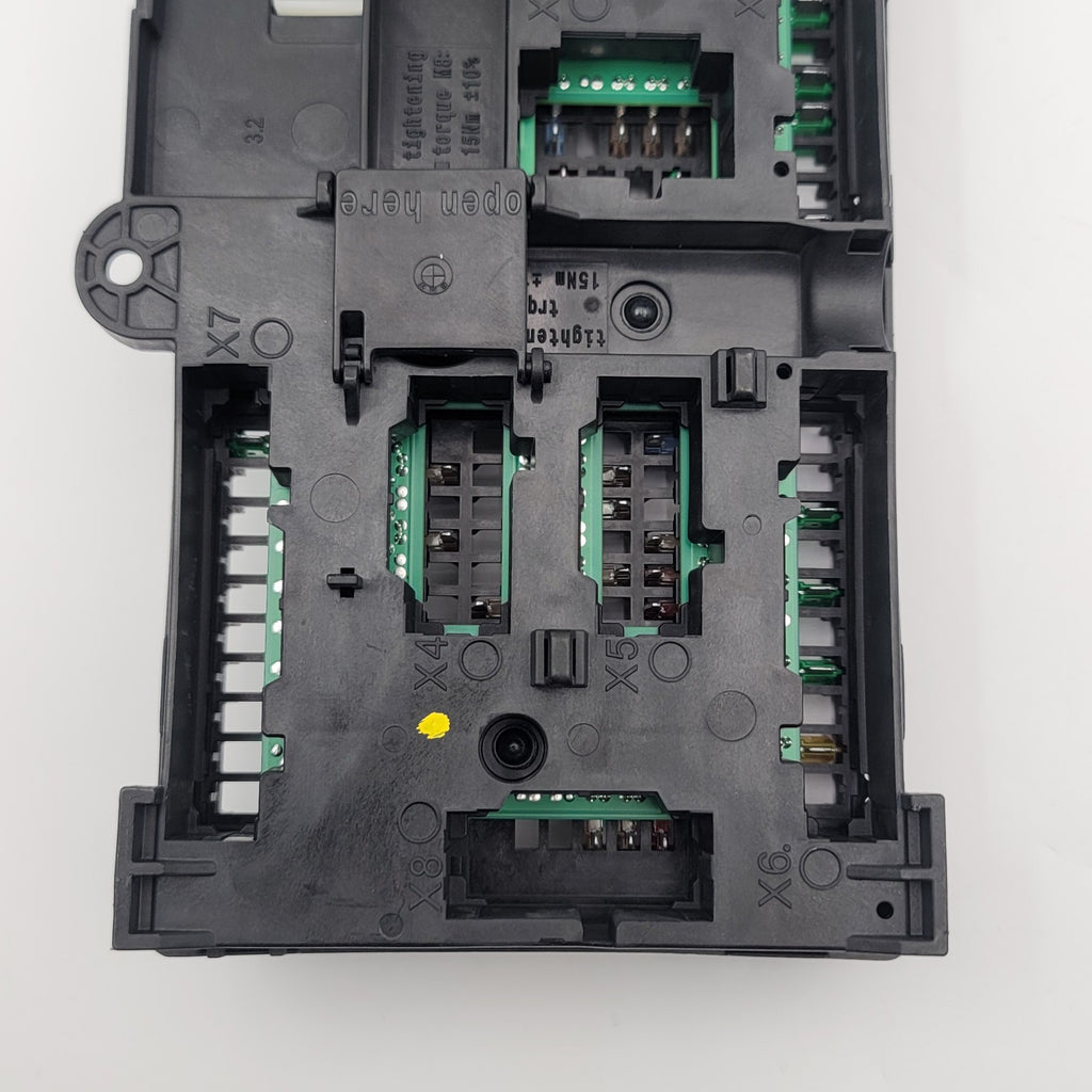 2018- 2023 BMW X4 X3 G02 G01 FUSE BOX REAR CONTROL SWITCH 5A04502 8795478 OEM