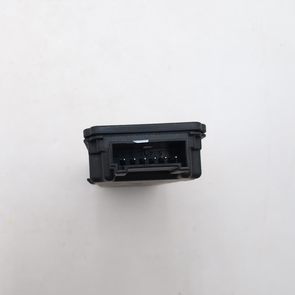 2019 - 2026 BMW G60 G70 X5 X6 X7 XM Radio Remote Receiver Control Module 5A81724