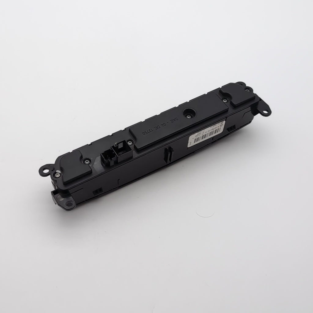 2006- 2012 Mercedes W164 ML350 Hazard Control Switch Panel 1648703410 OEM