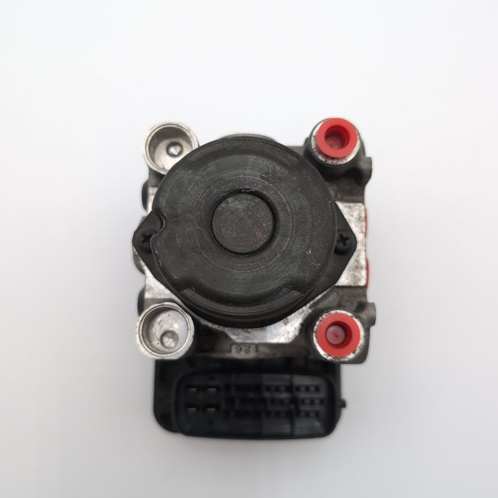 2004 2005 2006 Lexus ES330 ABS Anti Lock Brake Pump Control Unit 44510-33081