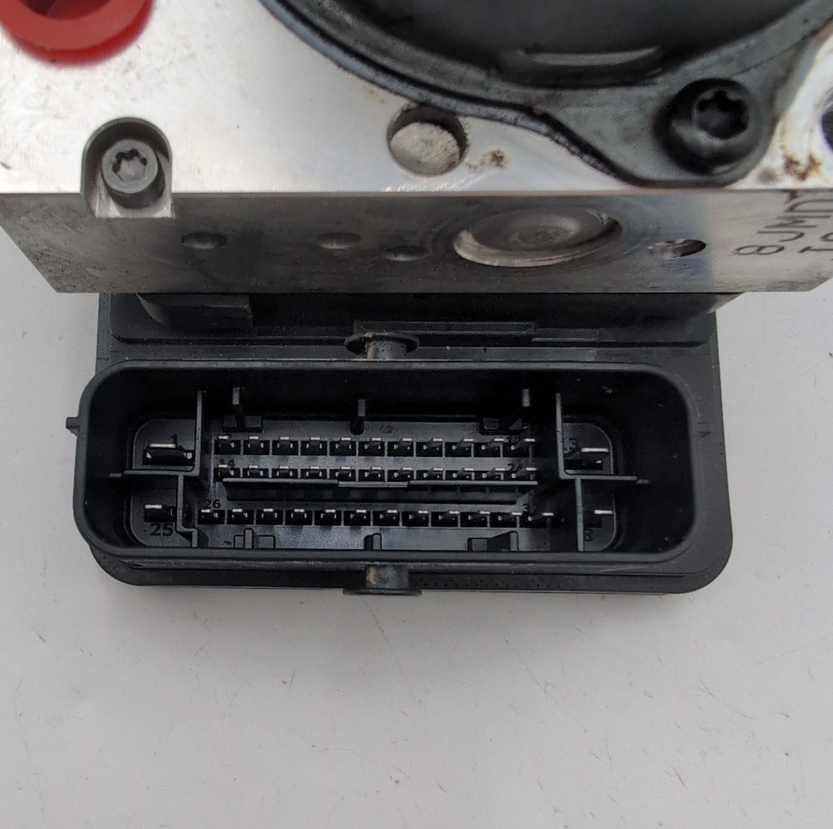 2017 Kia Cadenza 3.3L ABS Anti Lock Brake Pump Control Unit 58920-F6010