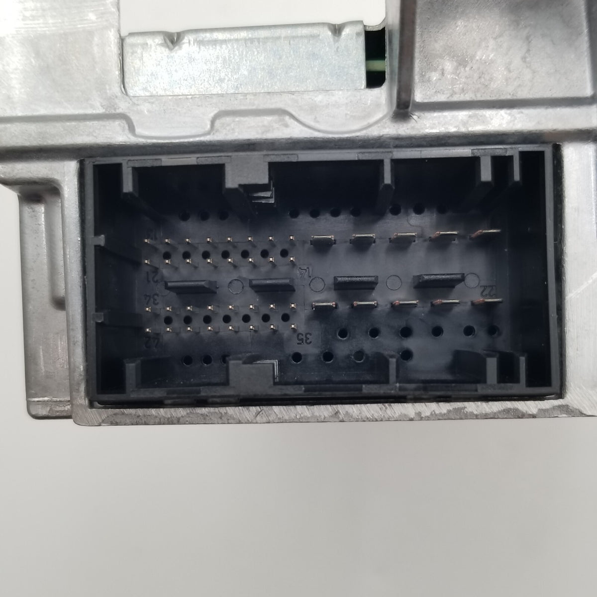 2023 2024 2025 BMW 330i 530i G20 G60 X1 X3 Radio Receiver Control Module 5B4DB86