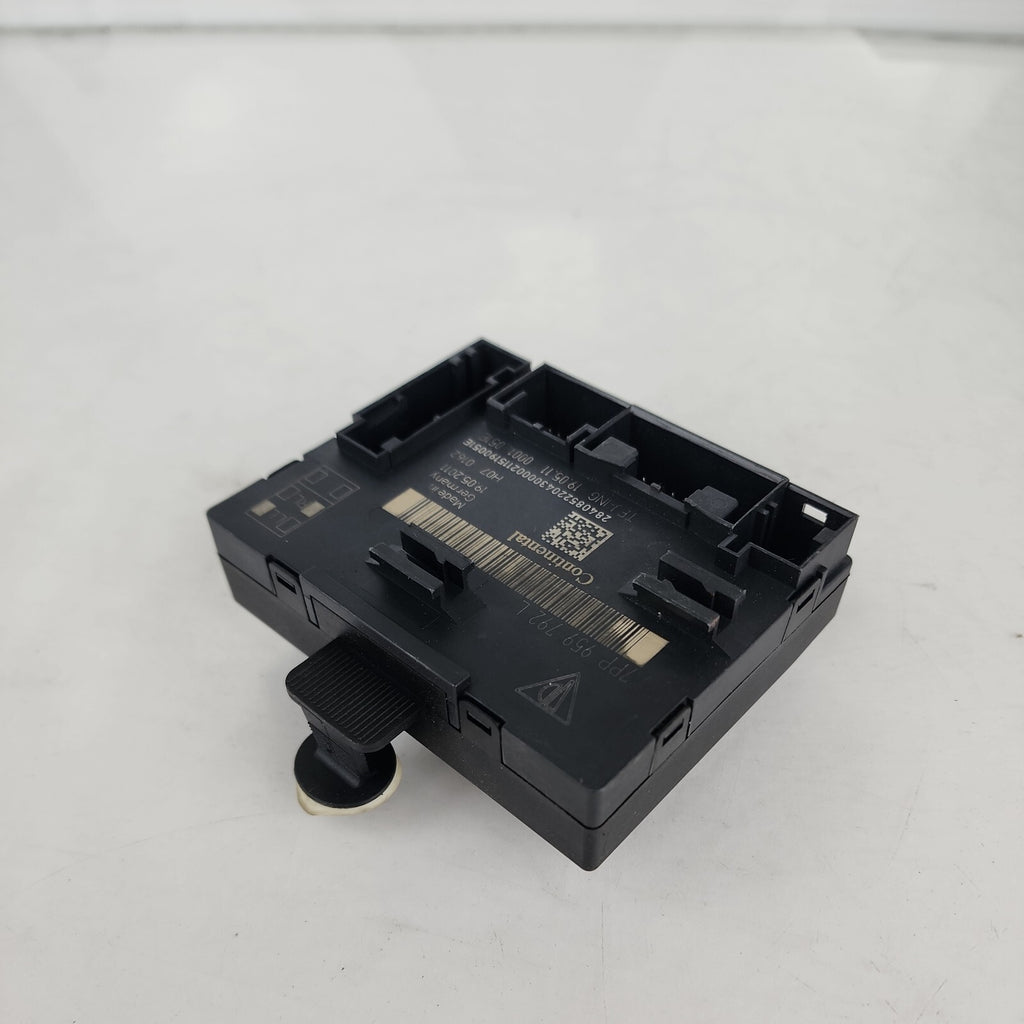 2011-2017 Fits Porsche Cayenne 958 Front Right Side Door Computer Control Module
