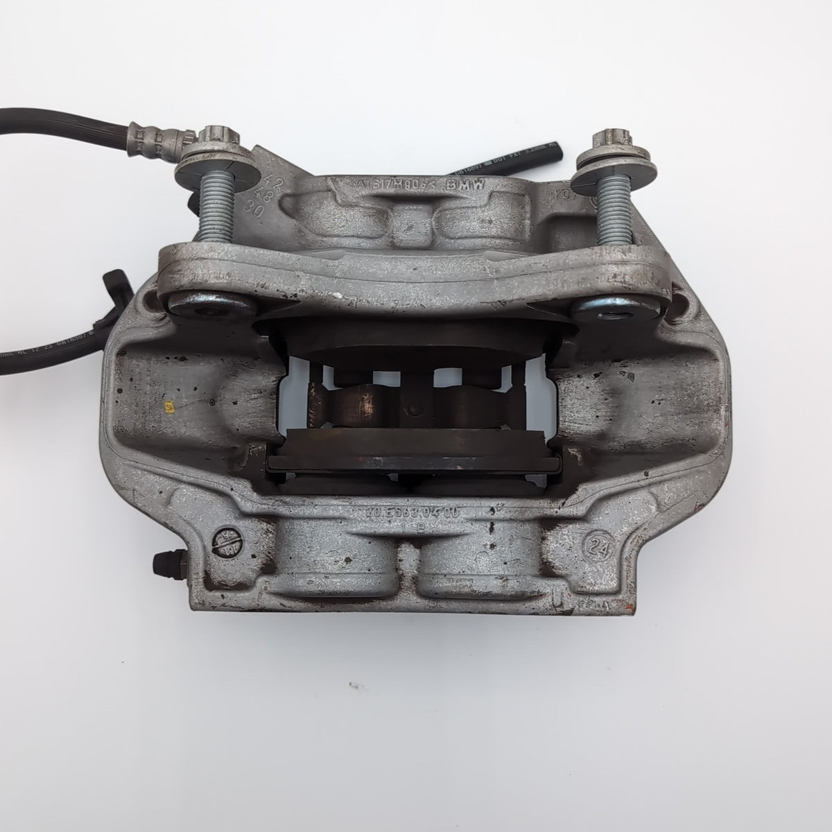2024 2025 BMW 530i Front Right Brake Caliper OEM 6899710