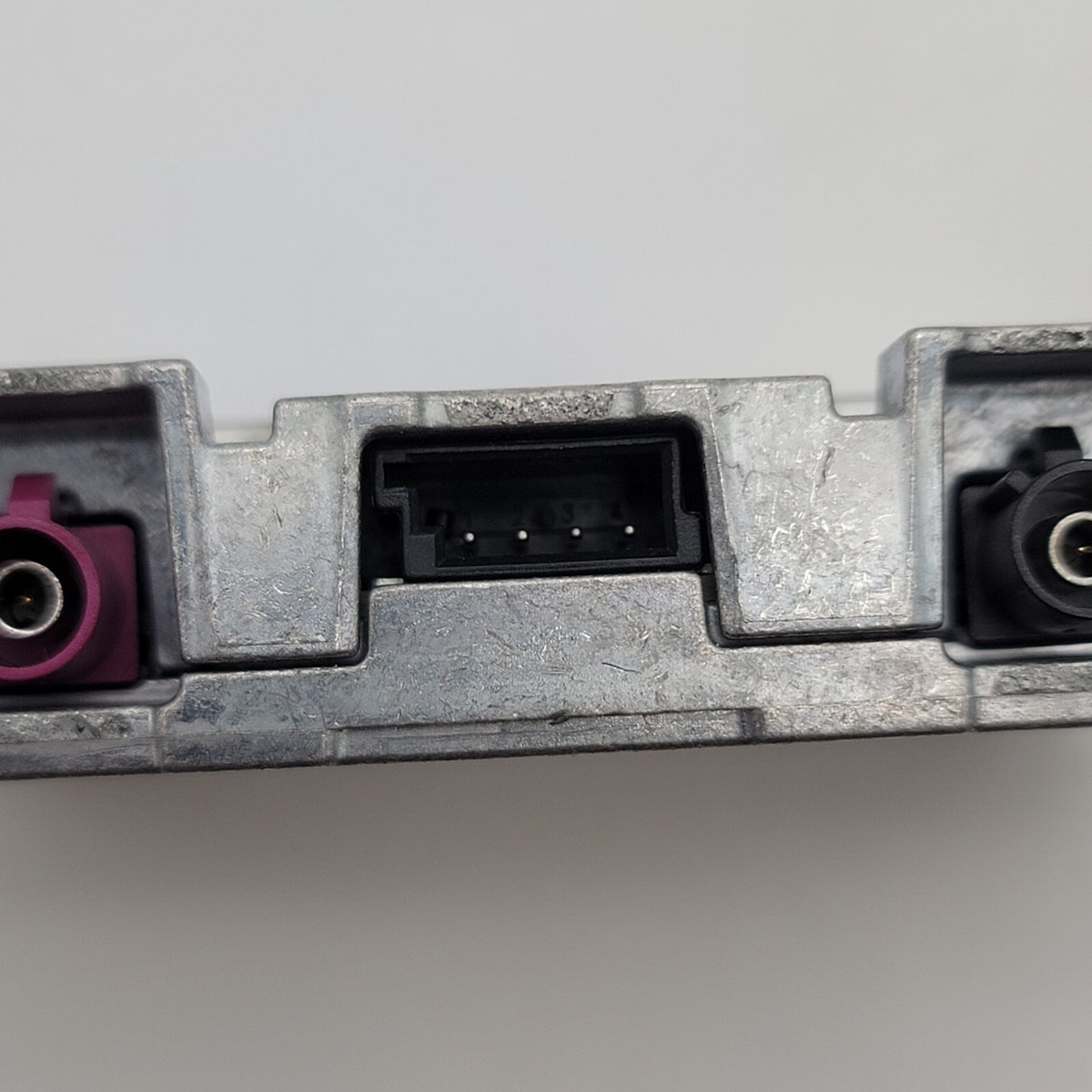 2019 - 2022 BMW 3 5 7 Series G20 G30 G12 X3 X4 X5 LTE Compensator Module 8735008