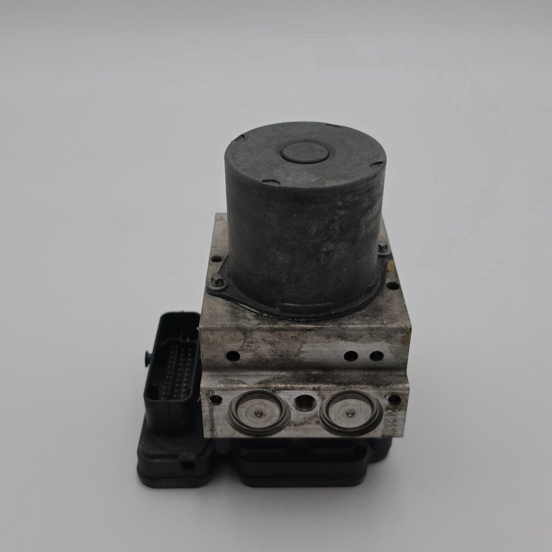 2013 - 2015 Land Rover Range Rover 5.0L ABS Anti Lock Brake Pump CPLA-14F447-AH