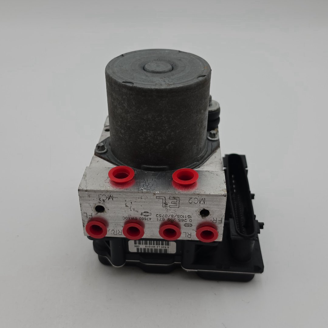 2016 2017 Infiniti QX50 ABS Anti Lock Brake Pump Control Unit 476606WA0C