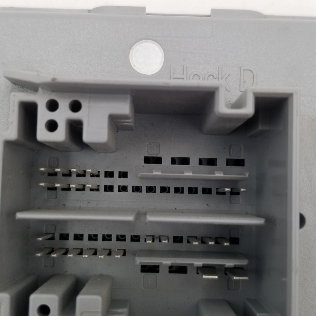 2015- 2018 Mercedes W205 C300 C400 C350e Rear Trunk SAM Control Module Unit OEM