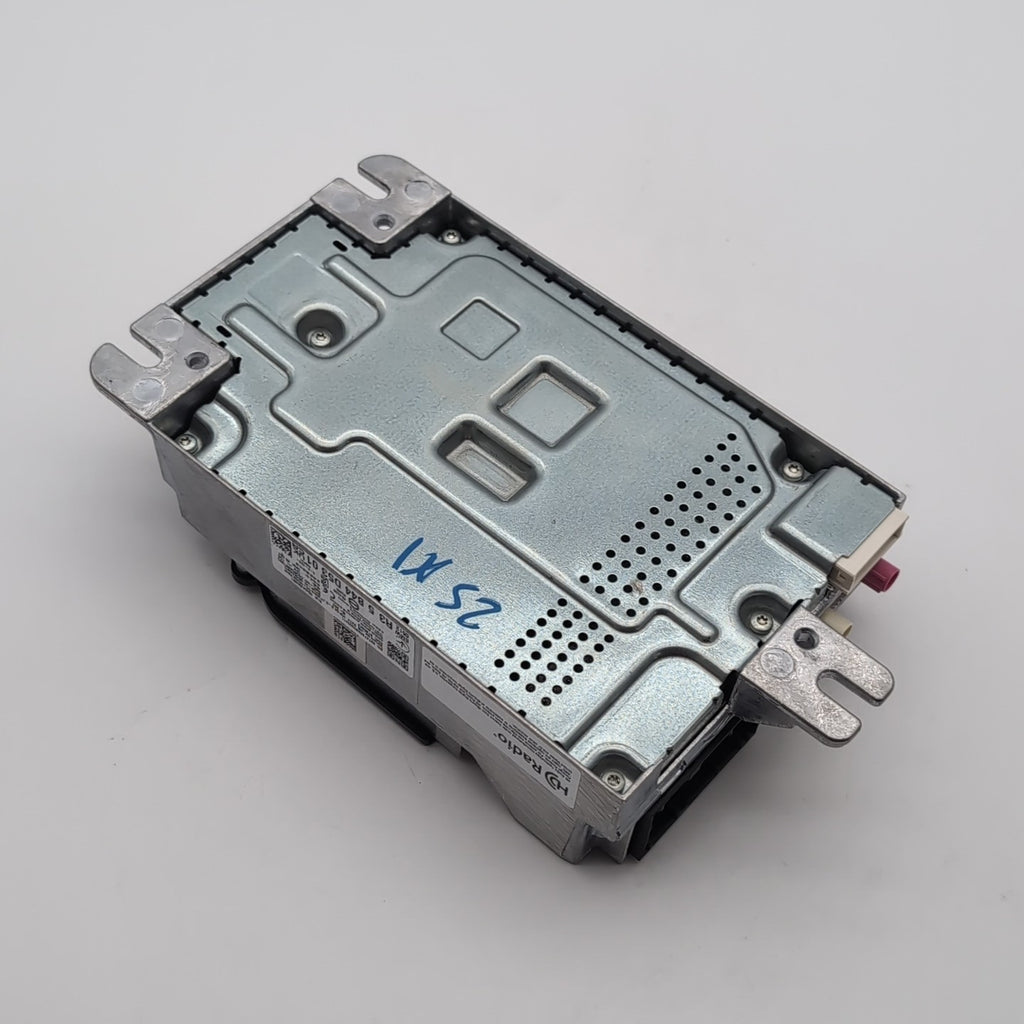 2024 - 2026 BMW G20 G60 G42 X1 X2 Radio Audio Receiver Control Module 5B44D53