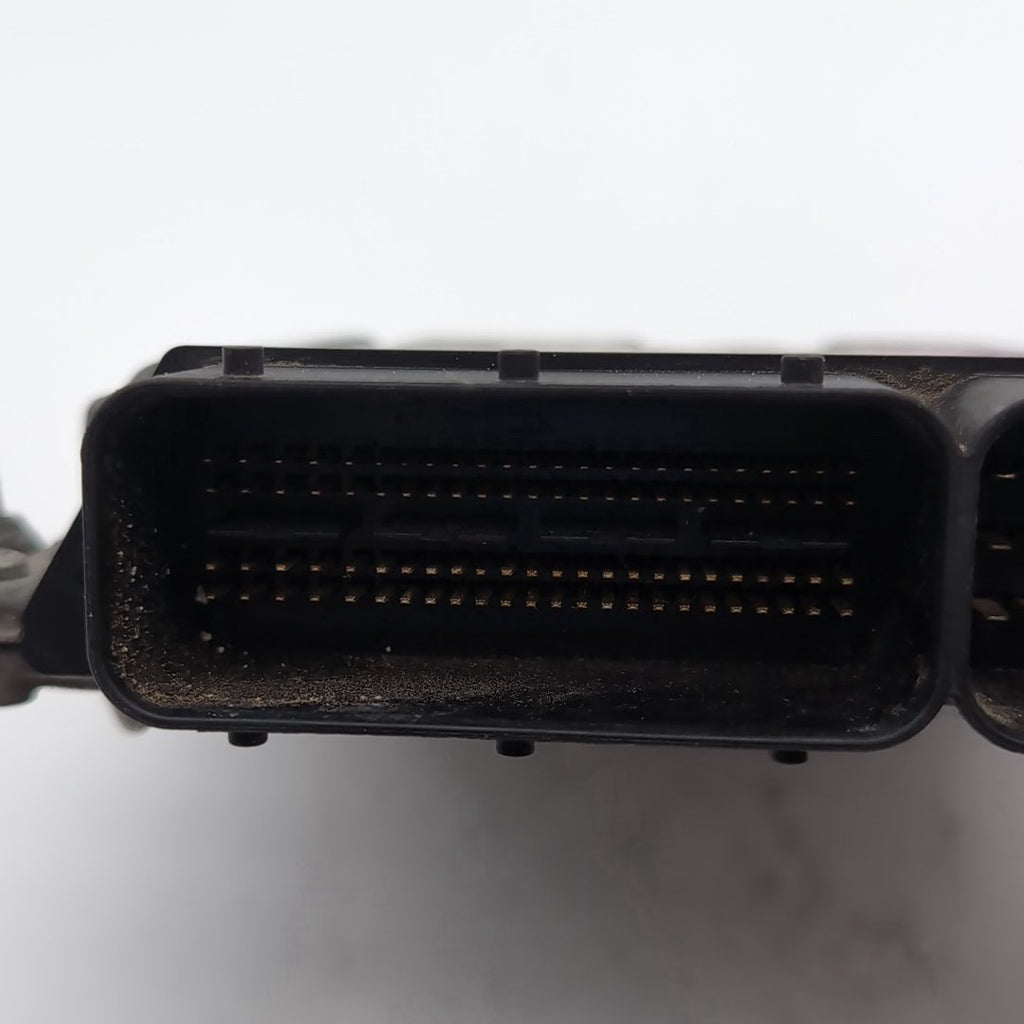 2015 2016 Mercedes C300 W205 Engine Computer Control Module A2749000800