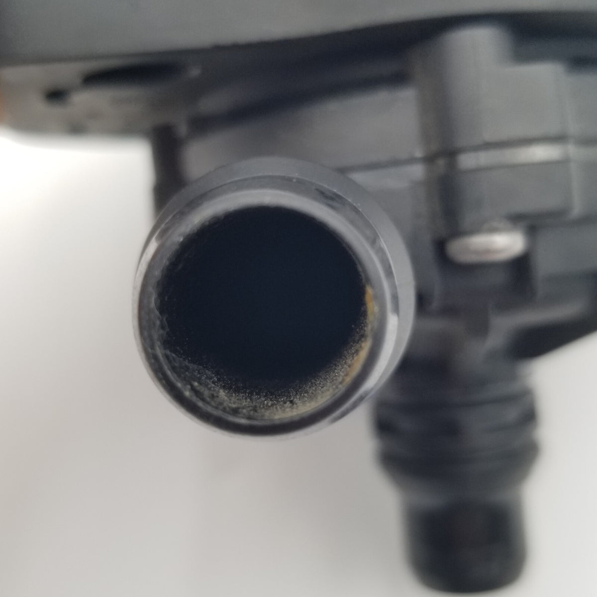 2023 2024 BMW X1 U11 AUXILIARY COOLANT WATER PUMP