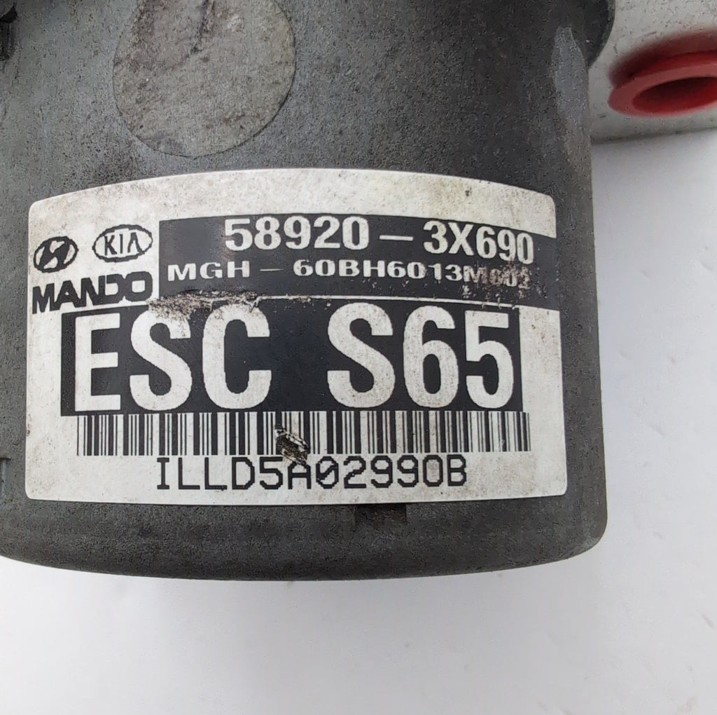 2014 2015 Hyundai Elantra 2.0L ABS Anti Lock Brake Pump 58920-3X690