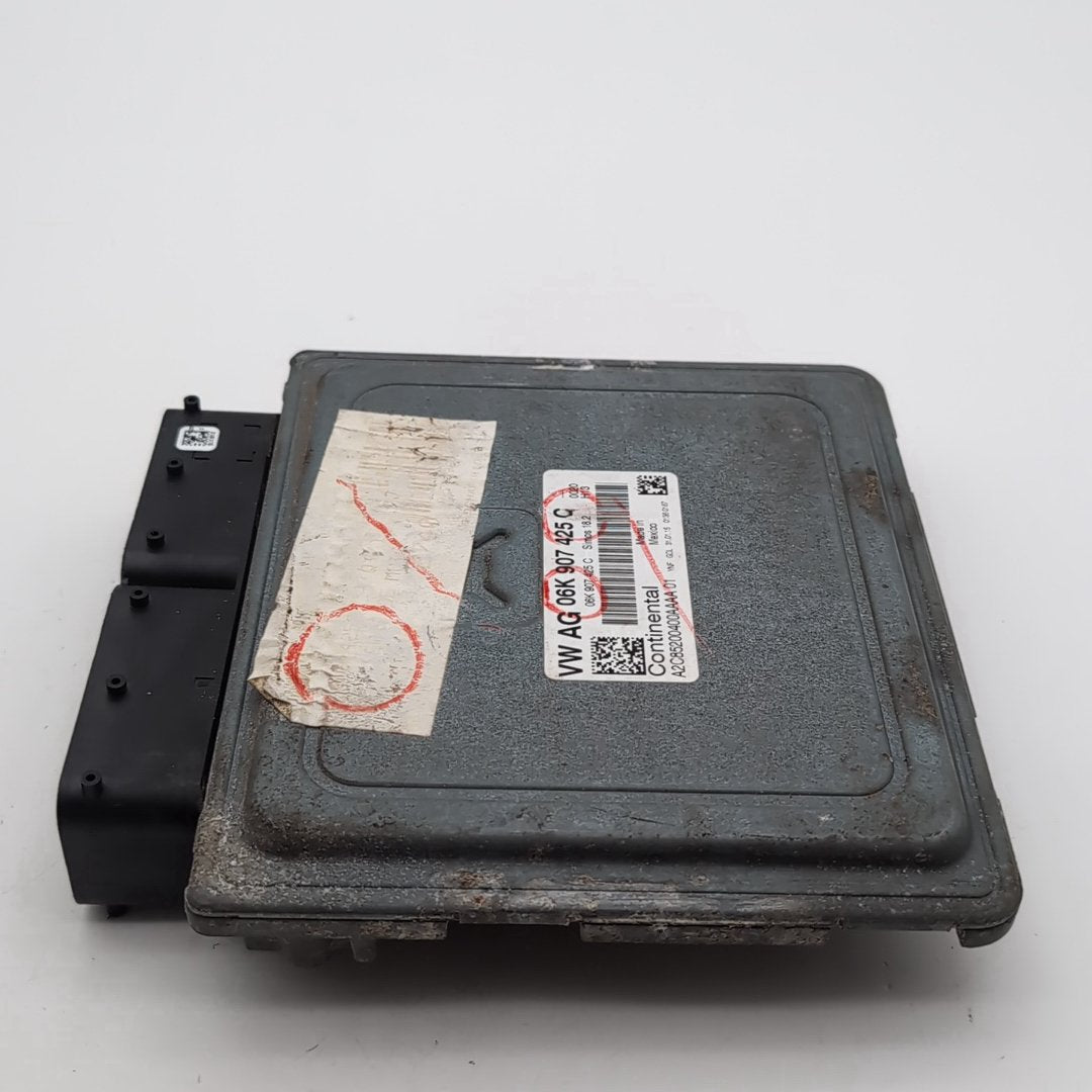 2014 2015 2016 2017 Volkswagen Beetle Engine Computer Control Module 06K907425C