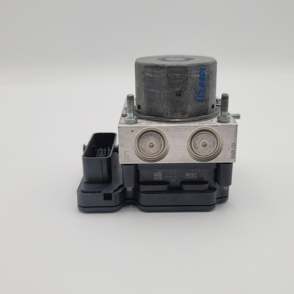 2014 2015 Mercedes-Benz GLA45 ABS Pump Control Unit OEM A1764311612