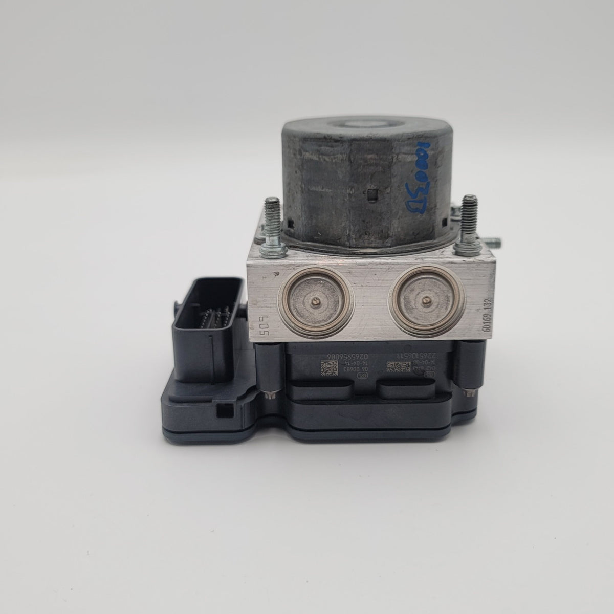 2014 2015 Mercedes-Benz GLA45 ABS Pump Control Unit OEM A1764311612