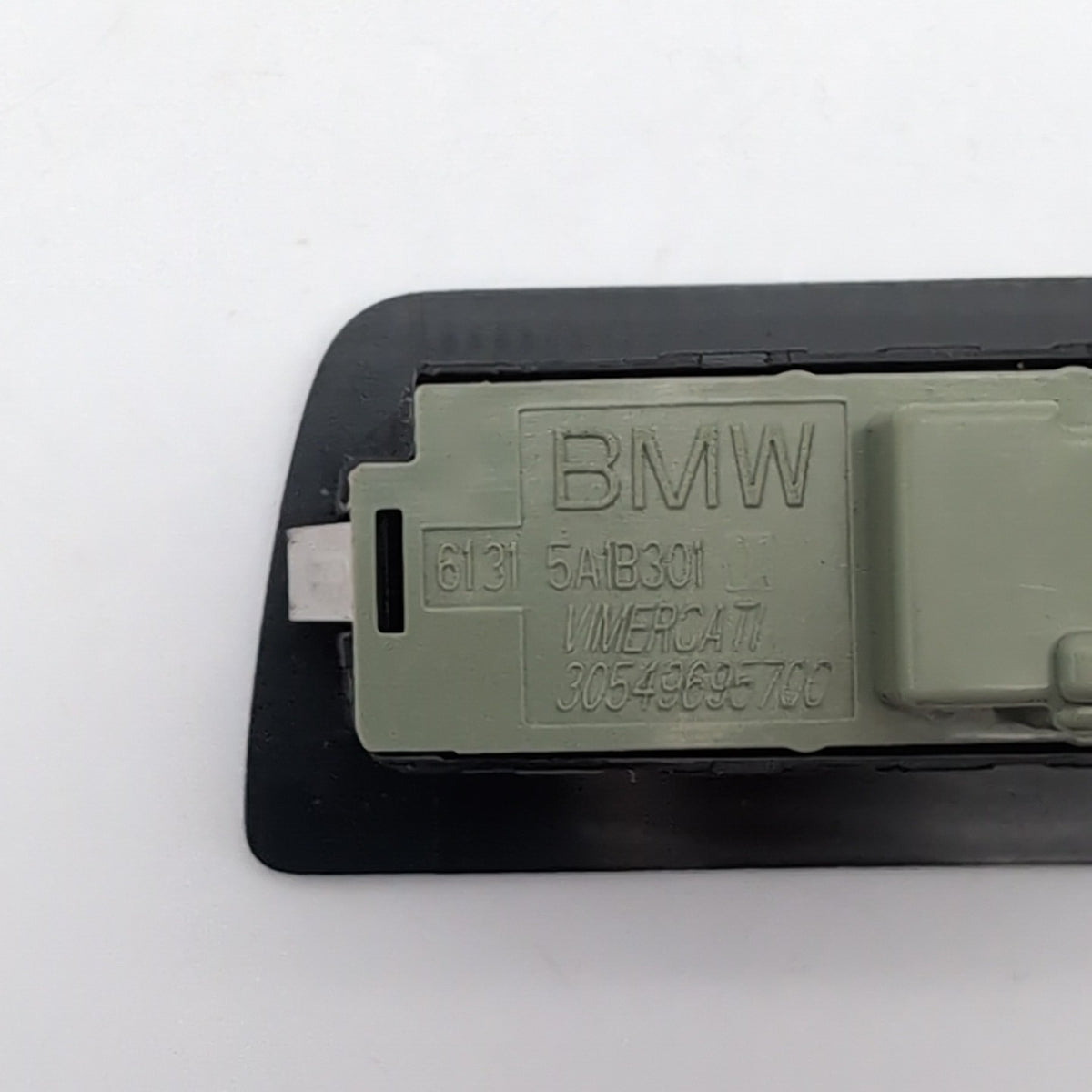 2021 - 2026 BMW 540i 530i i5 G60 M5 X1 X2 X3 Trunk Lid Tailgate Switch Button