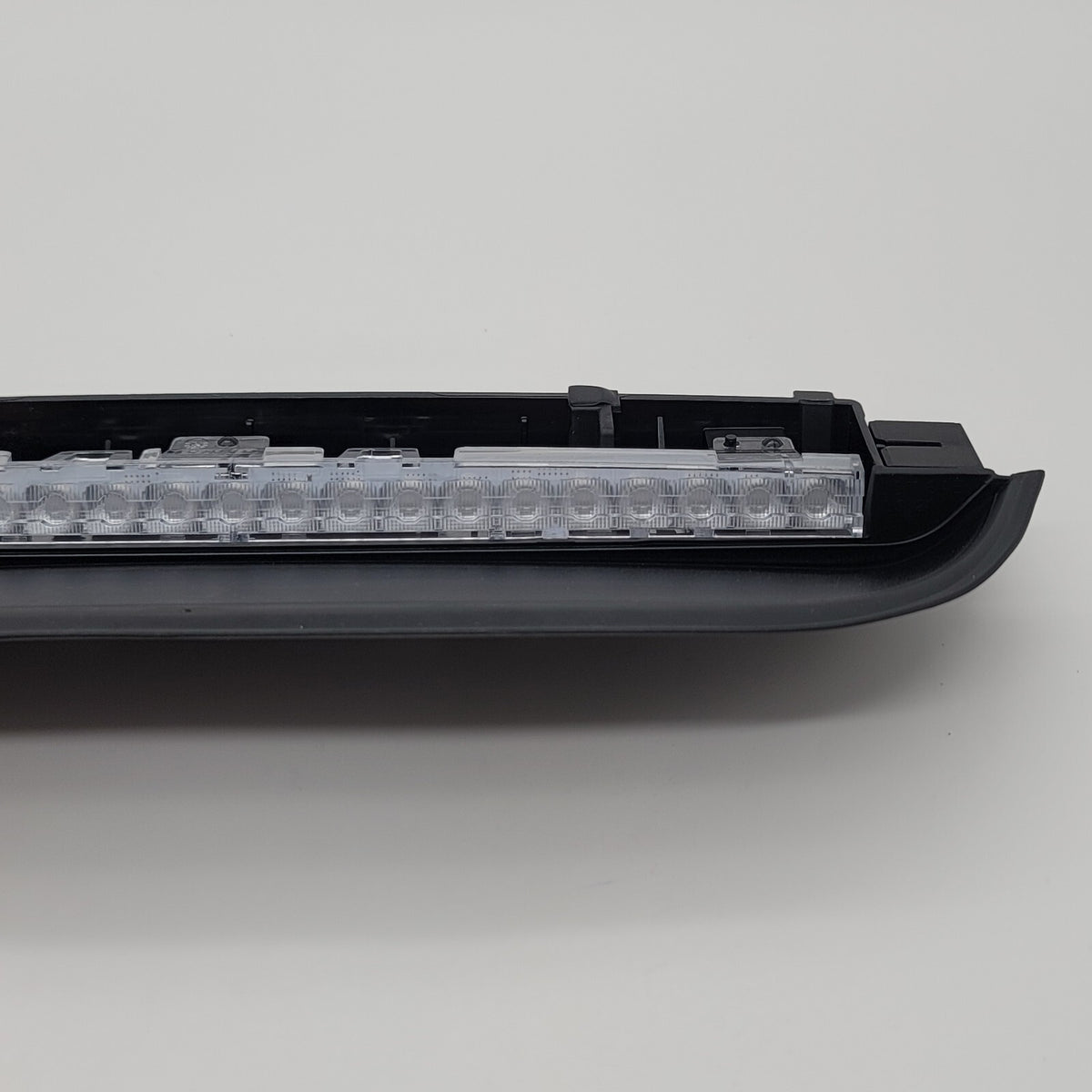 2021 - 2025 BMW 430i M440i G26 Rear High Mounted Third 3rd Brake Light 7477630