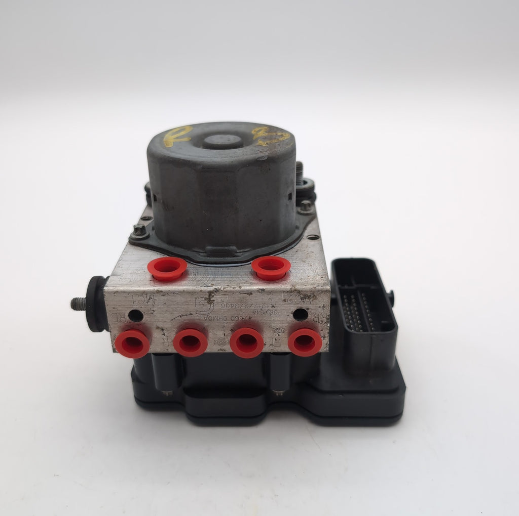 2015 Nissan Altima 2.5L ABS Anti Lock Brake Pump Control Unit 476609HM0A