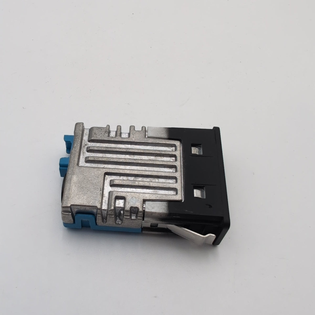 2019 - 2024 BMW 3 4 5 X3 X4 X5 X6 Rear Center Single USB Port Socket 8711939