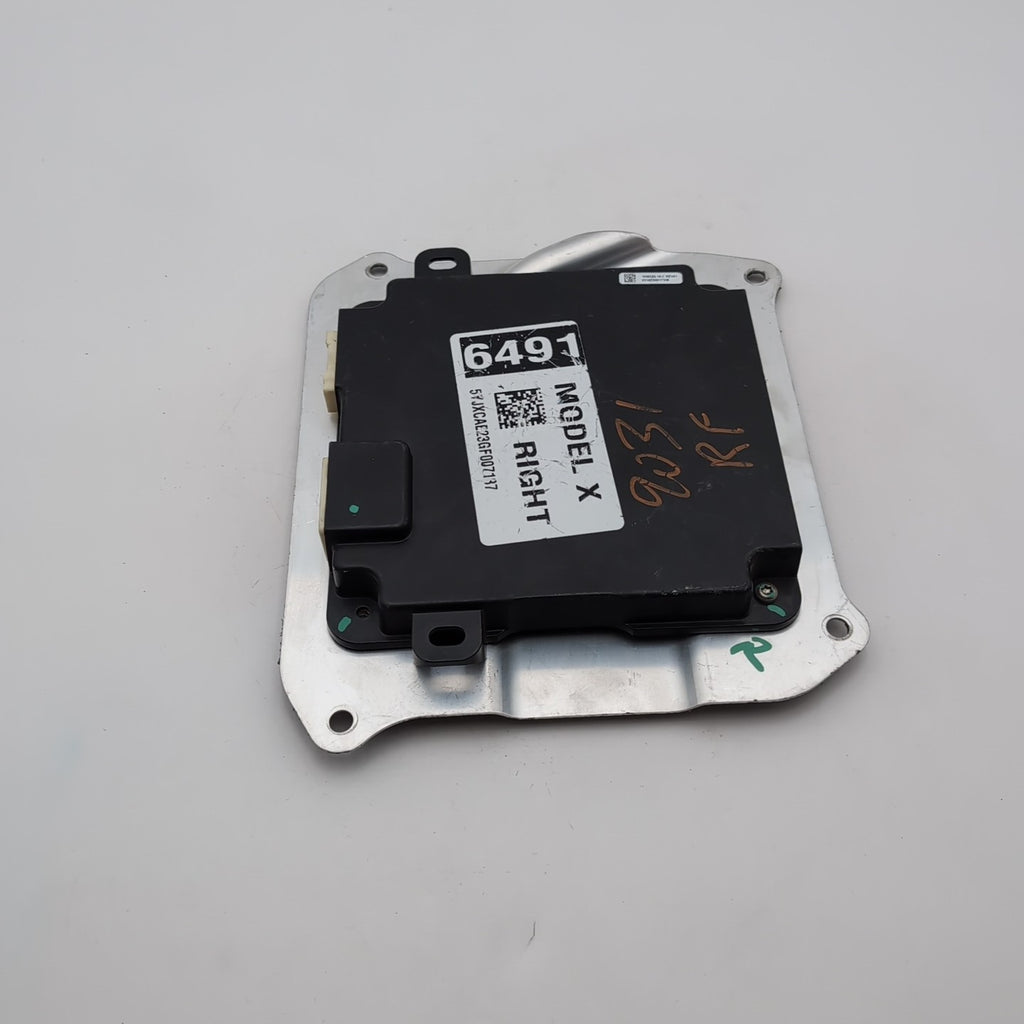 2016- 2019 Tesla Model X Front Right Passenger Door Control Module 105183-10-C