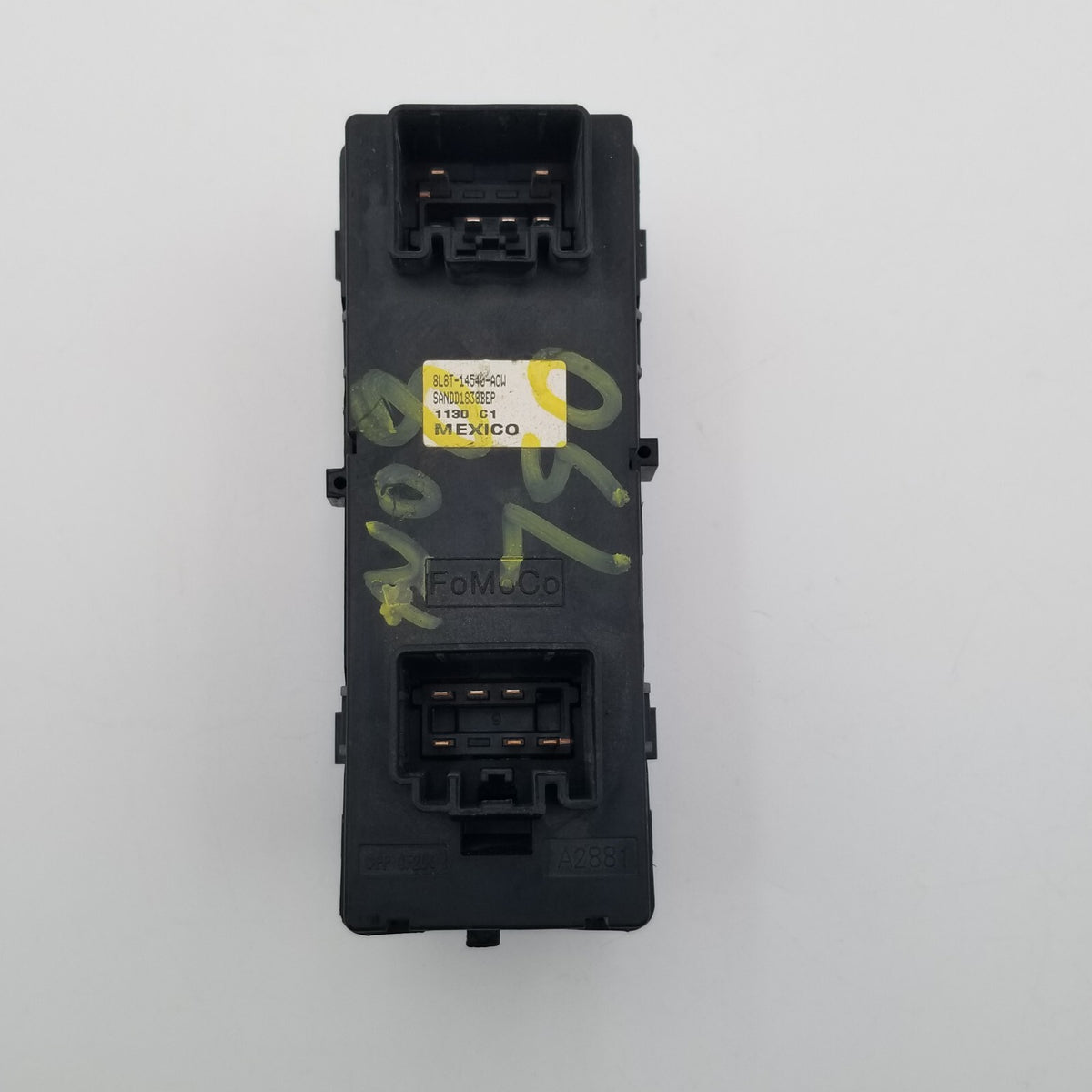 2008 2009 2010 2011 2012 Ford Escape Front Master Window Switch 8L8T14540ACW