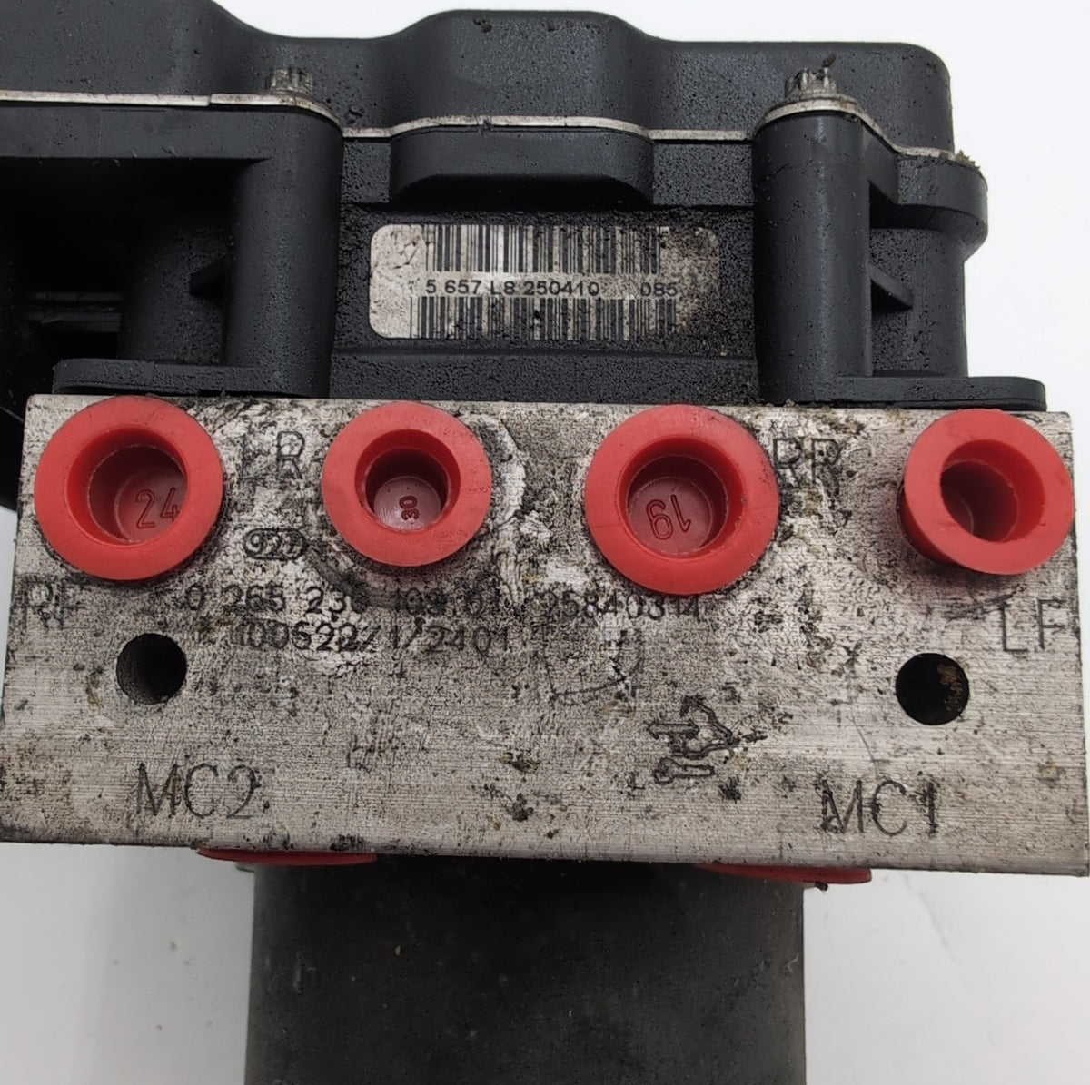 2009 2010 2011 Chevrolet Traverse 3.6L ABS Anti Lock Brake Pump 25840314