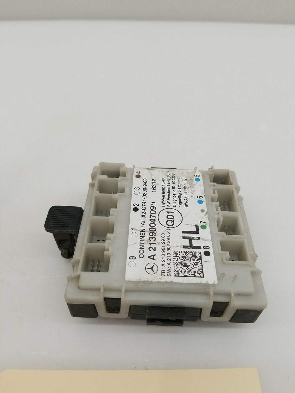 2017- 2019 Mercedes W213 E300 E400 Rear Left Side Door Control Module Unit