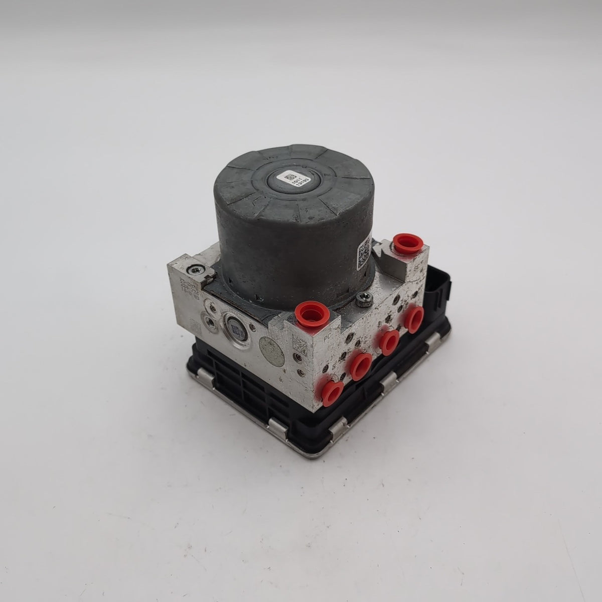 2020 Chevrolet Equinox ABS Anti Lock Brake Pump Control Unit 84715330