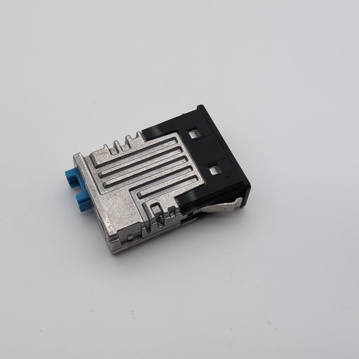 2019 - 2023 BMW F46 G80 G82 G11 G12 X1 X3 X4 Dual USB Port Bush Socket 8711938