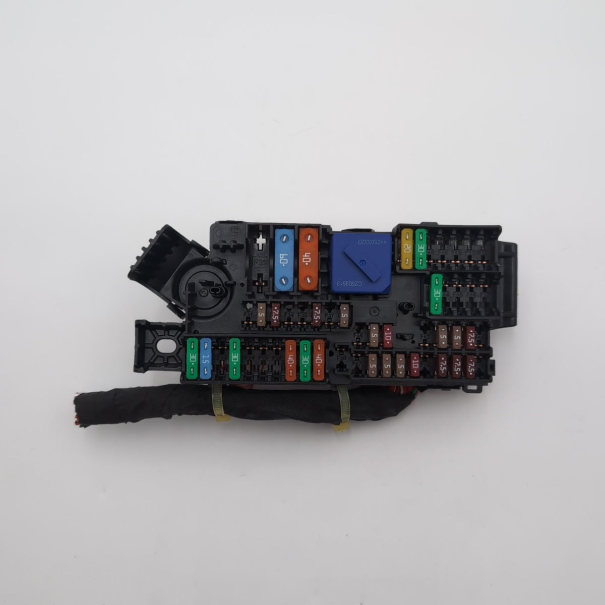 2022 - 2026 BMW 228i F74 X1 X2 iX B+ Positive Power Distribution Fuse Relay Box