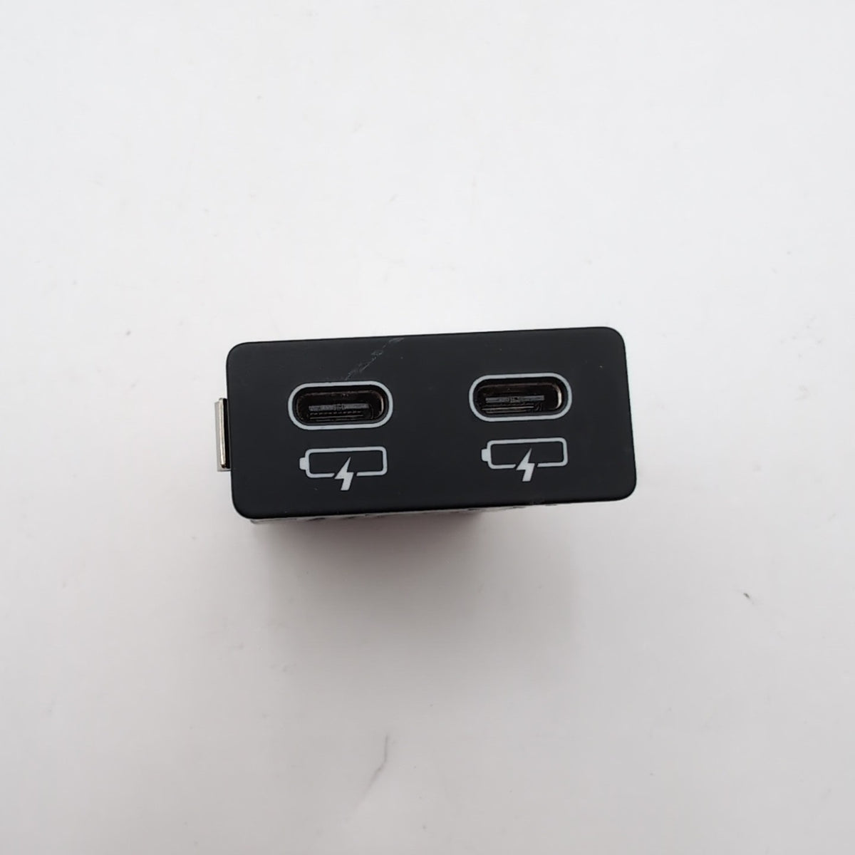 2019 - 2023 BMW F46 G80 G82 G11 G12 X1 X3 X4 Dual USB Port Bush Socket 8711938