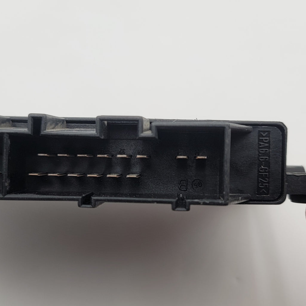 2003- 2006 MERCEDES BENZ w211 E55 AMG PDC PARKTRONIC PARK ASSIST CONTROL MODULE