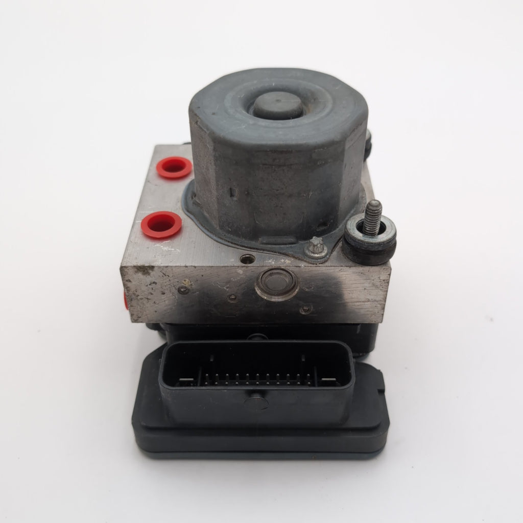 2014 2015 Mercedes CLA250 W117 ABS Anti Lock Brake Pump Control Unit A0094316412