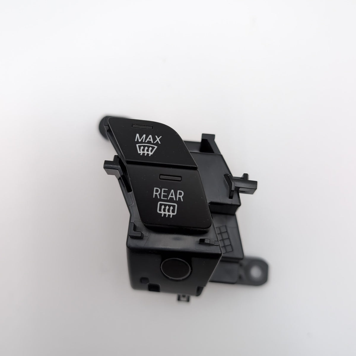 2022 2023 2024 2025 BMW X1 X2 U06 U11 U10 Center Dash Defrost Switch 5A500B1