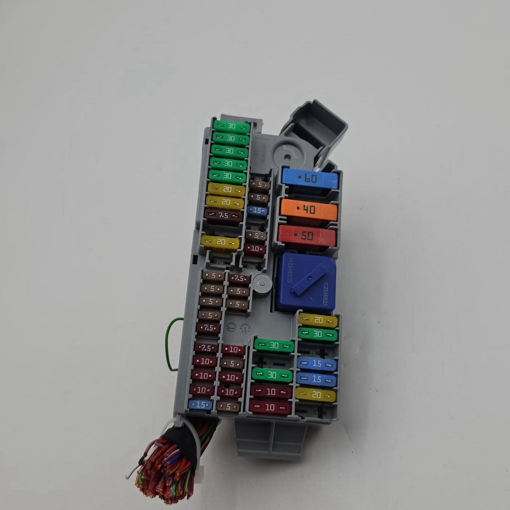2021 - 2026 BMW X7 G20 G09 G80 G42 G87 Front Power Distribution Fuse Box 6807487