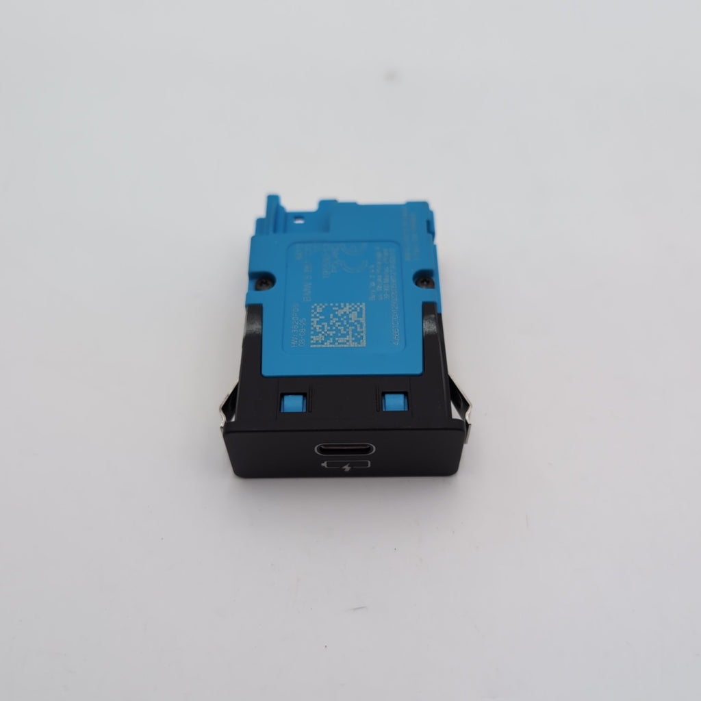 2019 - 2026 BMW G20 G21 G22 G26 G15 G30 G31 X3 Single USB Socket Port 5B51C70