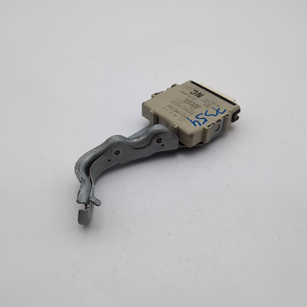 2014- 2019 Lexus GX460 Headlamp Swivel Control Module OEM 89940-60230